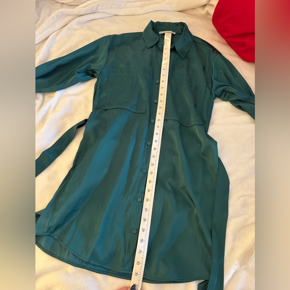 Abercrombie and Fitch satin shirt dress - Picture 13 of 16